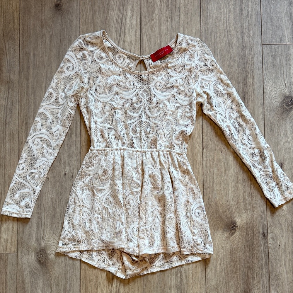 AKIRA Long Sleeve Floral Lace Mesh Shorts Romper Jumpsuit